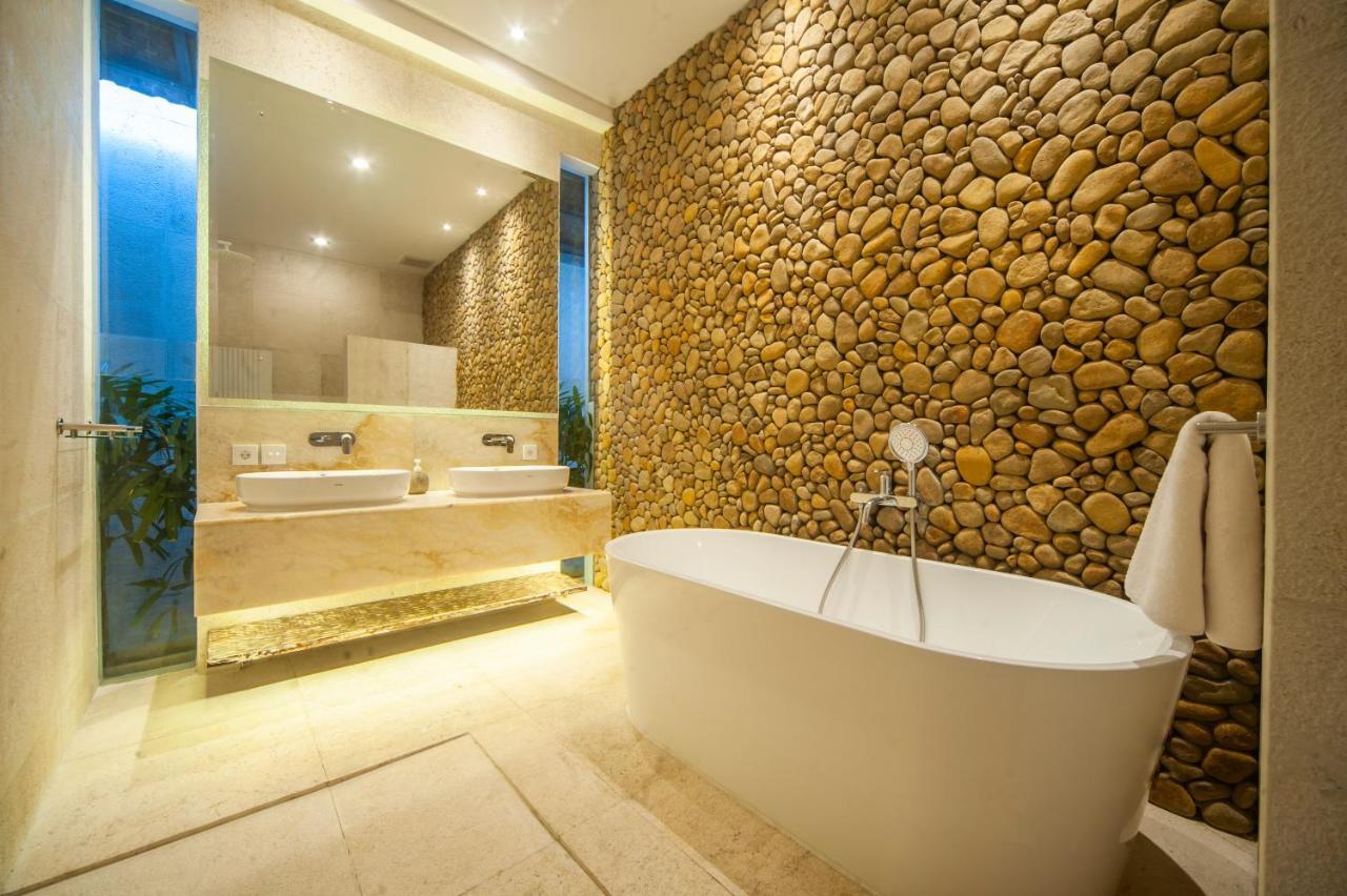 Villa Tides Seminyak Esterno foto
