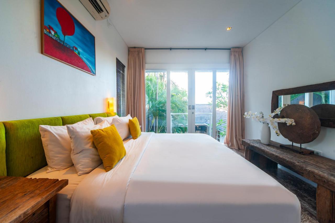 Villa Tides Seminyak Esterno foto